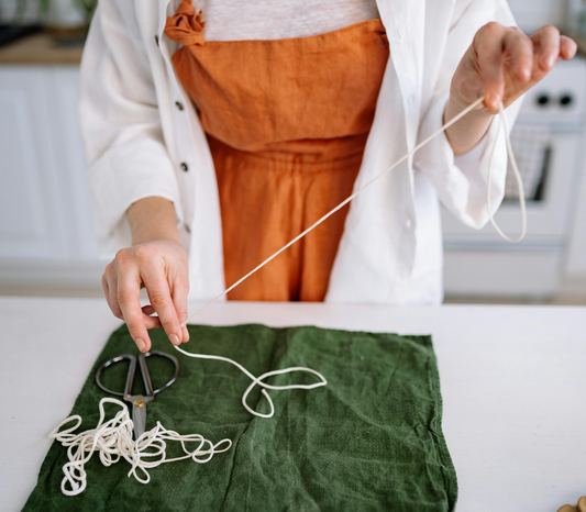 The Ultimate Guide to Candle Wicks: Differences, Best Uses, and How to Choose